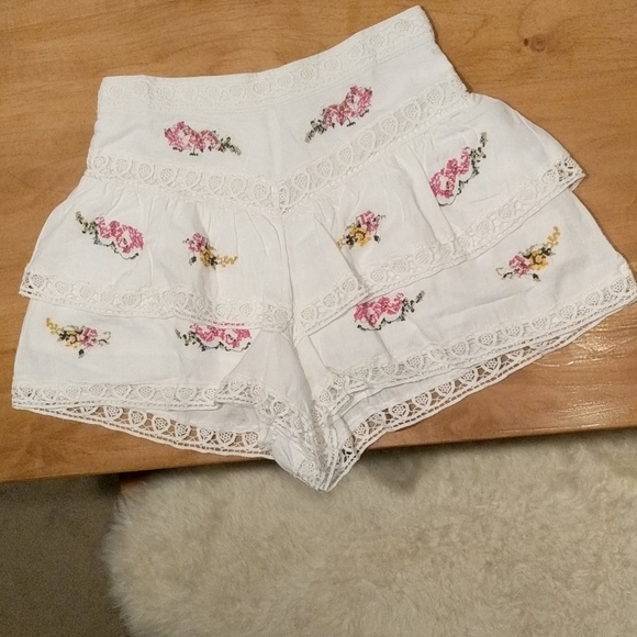 river island white embroidered shorts